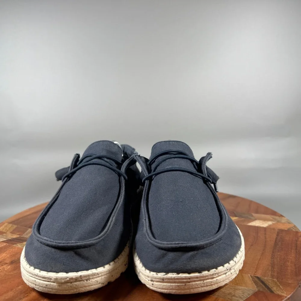 Hey Dude Wendy Navy Canvas Slip On Loafers Womens Size 9 Speckled Sole 121412500